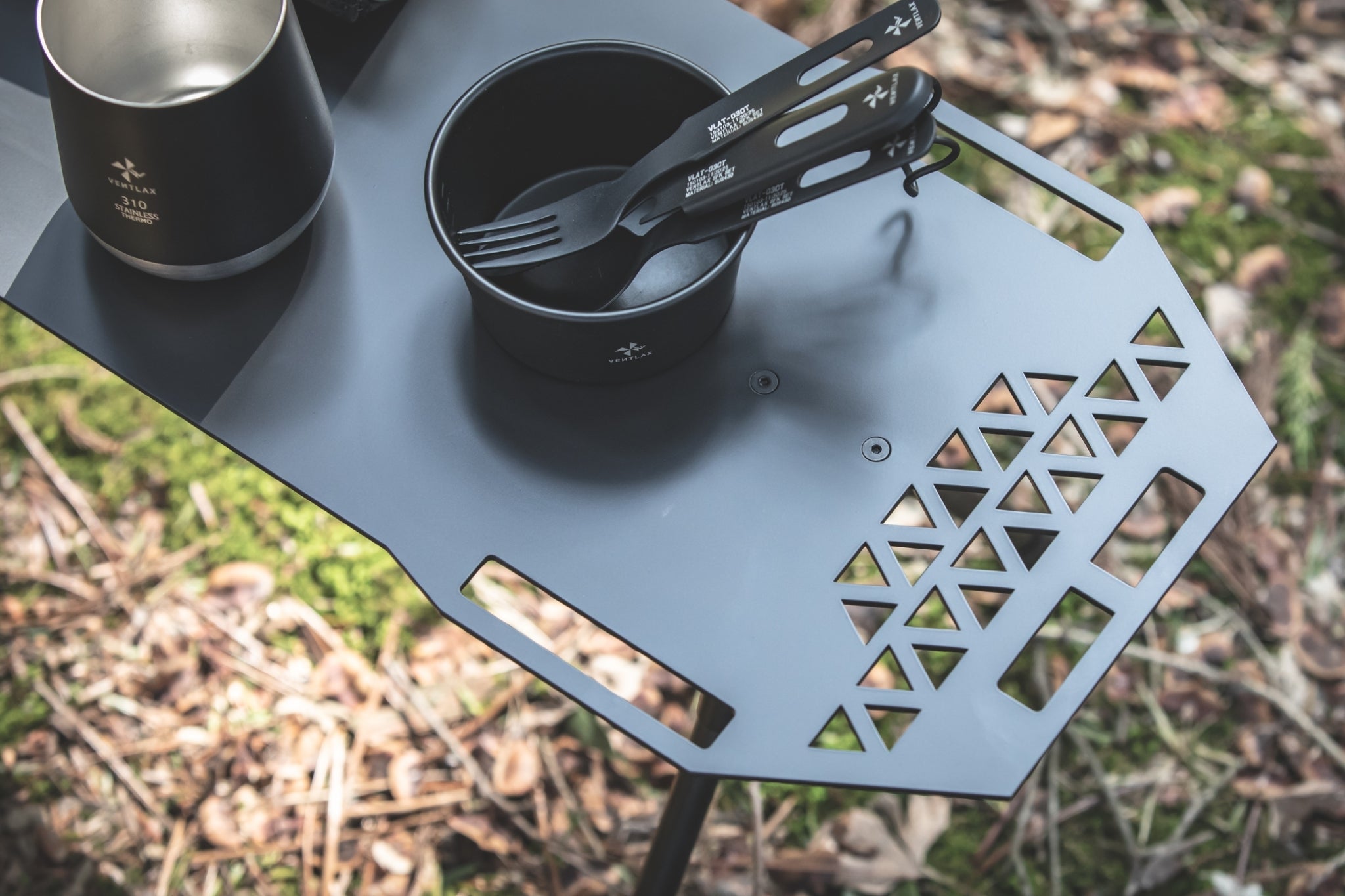テーブル・チェア・ハンモック VENTLAX TAKIBI SIDE TABLE TAKIBI SIDE TABLE｜焚き火サイドテーブル｜VENTLAX（ヴェント